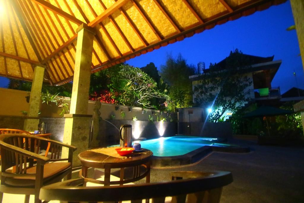 Adi Santia Bungalows Ubud Exterior foto